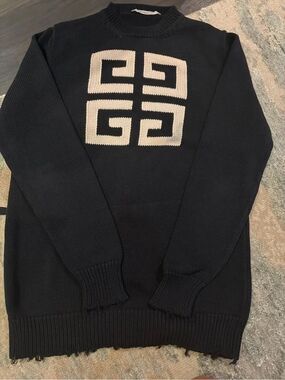 Givenchy 4g logo knit Black Crew Sweater